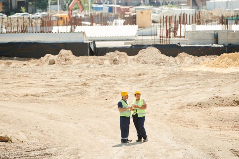 Professionelle Reinigung einer Baustelle nach Abschluss der Renovierungsarbeiten
